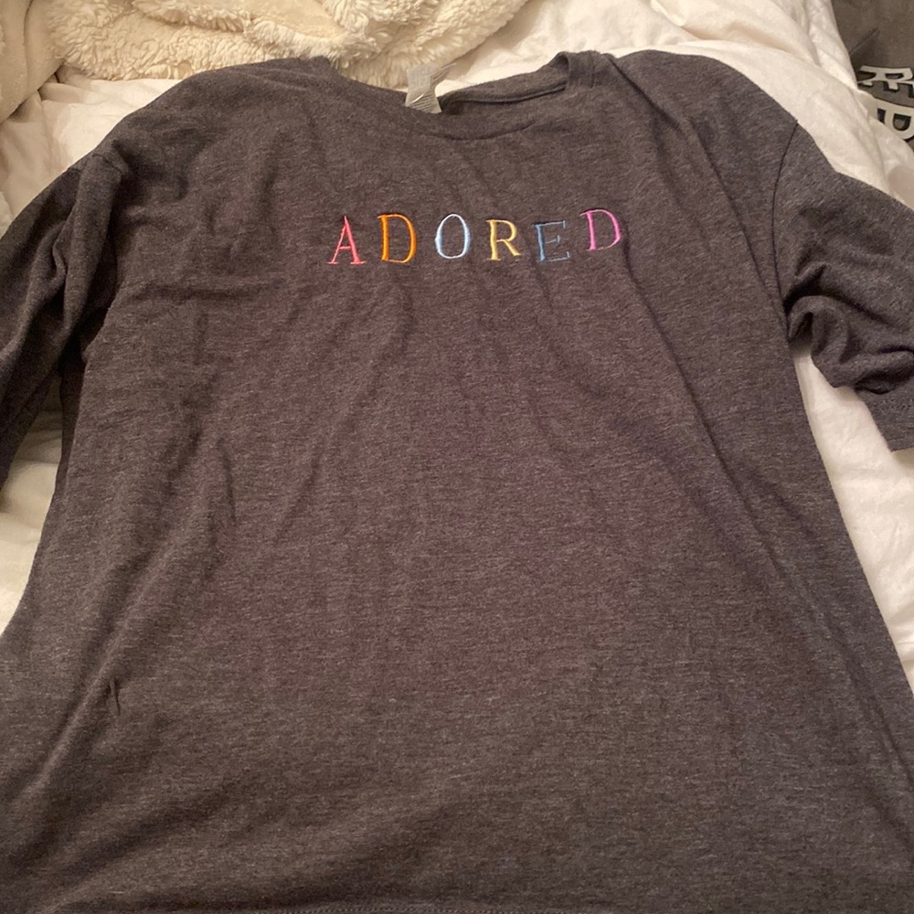 women’s small t-shirt
